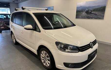Volkswagen Touran III, 2012 год, 1 089 000 рублей, 3 фотография