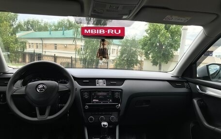 Skoda Octavia, 2018 год, 1 900 000 рублей, 12 фотография