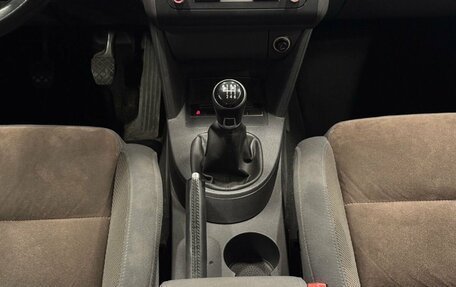 Volkswagen Touran III, 2012 год, 1 089 000 рублей, 11 фотография