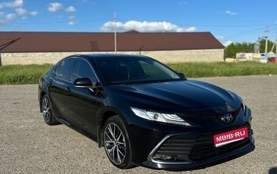 Toyota Camry, 2021 год, 3 300 000 рублей, 1 фотография