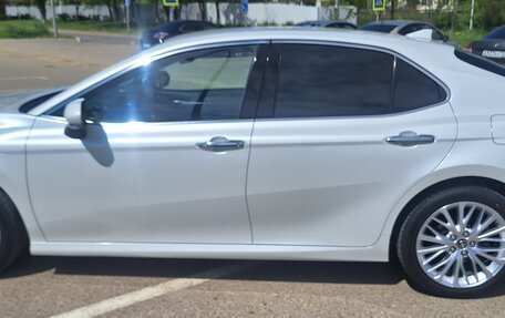Toyota Camry, 2019 год, 3 300 000 рублей, 1 фотография