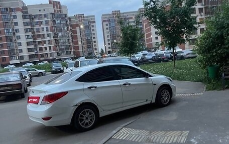 Hyundai Solaris II рестайлинг, 2013 год, 600 000 рублей, 1 фотография