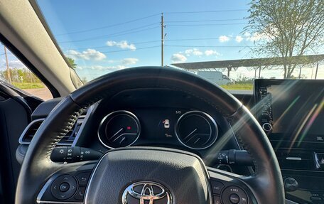 Toyota Camry, 2021 год, 3 300 000 рублей, 14 фотография