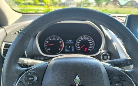 Mitsubishi Eclipse Cross, 2019 год, 2 400 000 рублей, 13 фотография