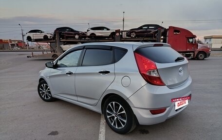Hyundai Solaris II рестайлинг, 2012 год, 590 000 рублей, 5 фотография