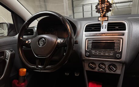 Volkswagen Polo VI (EU Market), 2016 год, 990 000 рублей, 14 фотография