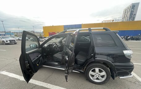 Mitsubishi Outlander III рестайлинг 3, 2005 год, 560 000 рублей, 3 фотография