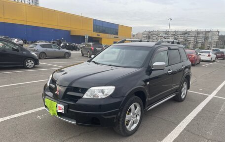 Mitsubishi Outlander III рестайлинг 3, 2005 год, 560 000 рублей, 2 фотография