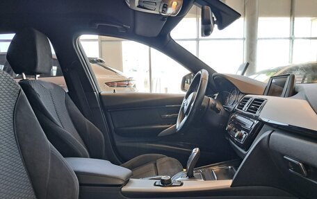 BMW 3 серия, 2016 год, 2 437 000 рублей, 13 фотография
