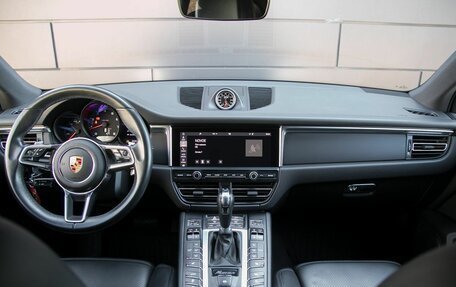 Porsche Macan I рестайлинг, 2019 год, 4 890 000 рублей, 13 фотография