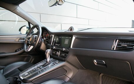 Porsche Macan I рестайлинг, 2019 год, 4 890 000 рублей, 27 фотография