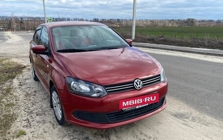 Volkswagen Polo VI (EU Market), 2012 год, 748 000 рублей, 3 фотография