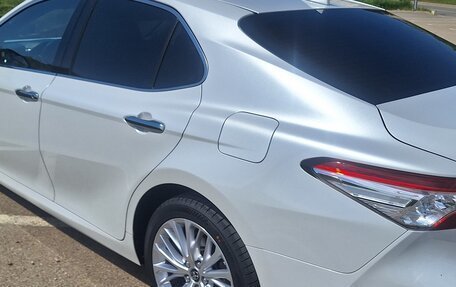 Toyota Camry, 2019 год, 3 300 000 рублей, 8 фотография