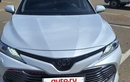 Toyota Camry, 2019 год, 3 300 000 рублей, 5 фотография
