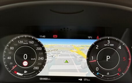 Jaguar F-Pace, 2019 год, 3 150 000 рублей, 10 фотография