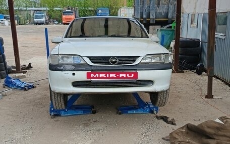 Opel Vectra B рестайлинг, 1996 год, 220 000 рублей, 10 фотография