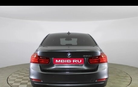 BMW 3 серия, 2014 год, 1 400 000 рублей, 4 фотография