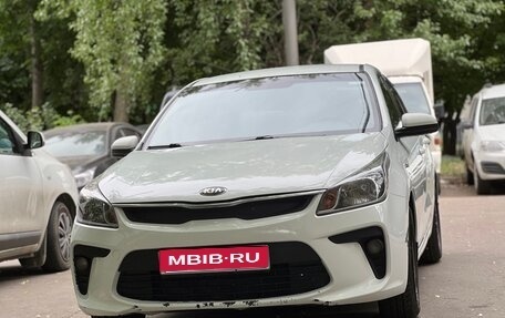 KIA Rio IV, 2017 год, 780 000 рублей, 1 фотография