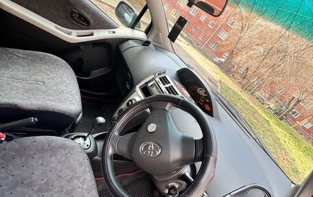 Toyota Vitz, 2010 год, 500 000 рублей, 11 фотография