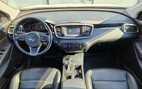 KIA Sorento III Prime рестайлинг, 2017 год, 2 385 000 рублей, 12 фотография