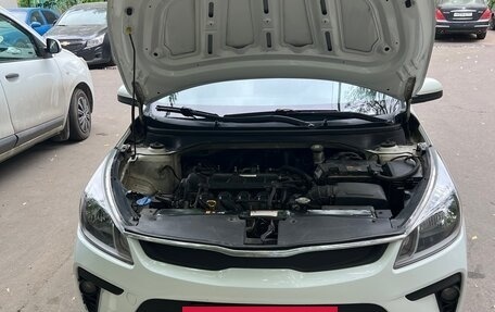 KIA Rio IV, 2017 год, 780 000 рублей, 10 фотография