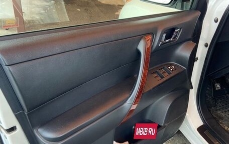 Toyota Highlander III, 2012 год, 2 200 000 рублей, 13 фотография