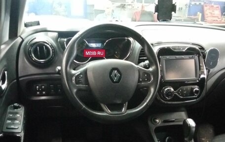 Renault Kaptur I рестайлинг, 2016 год, 1 120 000 рублей, 5 фотография