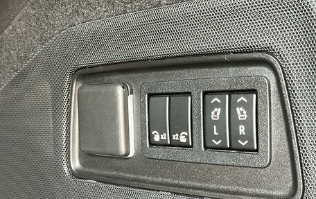 Cadillac Escalade V, 2021 год, 10 500 000 рублей, 24 фотография