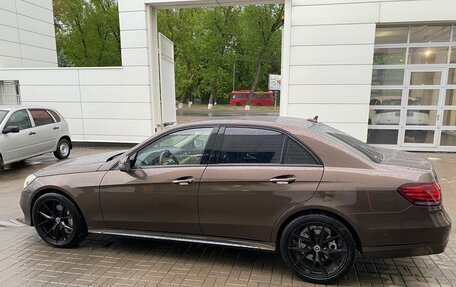 Mercedes-Benz E-Класс, 2013 год, 2 500 000 рублей, 5 фотография