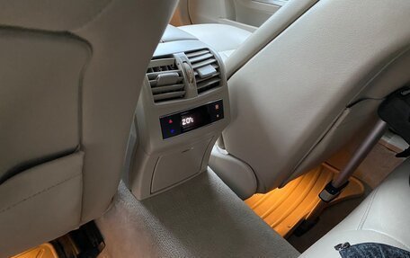 Mercedes-Benz E-Класс, 2013 год, 2 500 000 рублей, 14 фотография