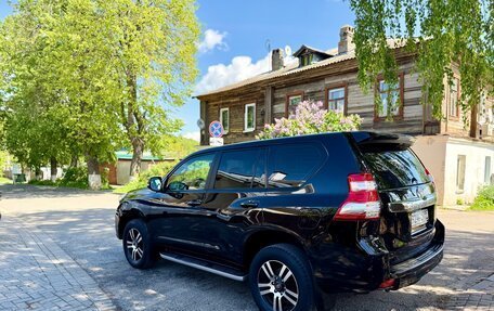 Toyota Land Cruiser Prado 150 рестайлинг 2, 2014 год, 3 280 000 рублей, 8 фотография