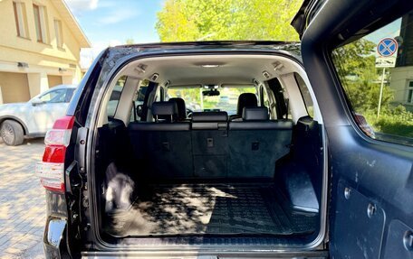 Toyota Land Cruiser Prado 150 рестайлинг 2, 2014 год, 3 280 000 рублей, 19 фотография