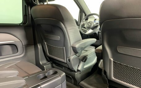 Mercedes-Benz V-Класс, 2024 год, 18 020 000 рублей, 34 фотография