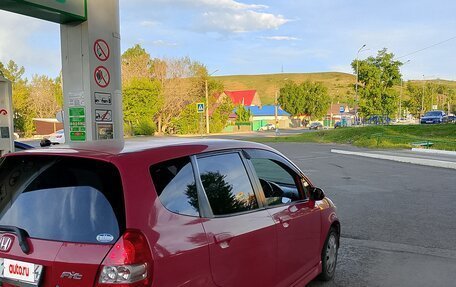 Honda Fit III, 2002 год, 310 000 рублей, 3 фотография