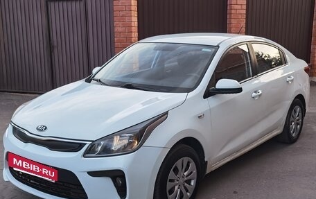 KIA Rio IV, 2017 год, 780 000 рублей, 3 фотография