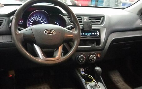 KIA Rio III рестайлинг, 2012 год, 600 000 рублей, 5 фотография