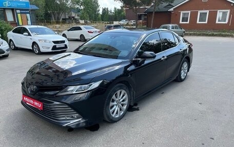 Toyota Camry, 2018 год, 2 500 000 рублей, 1 фотография