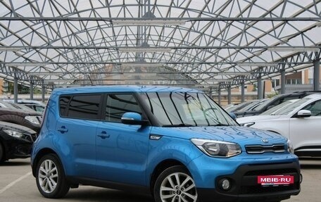 KIA Soul II рестайлинг, 2017 год, 1 740 000 рублей, 3 фотография