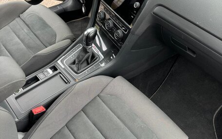 Volkswagen Golf VII, 2019 год, 1 950 000 рублей, 9 фотография