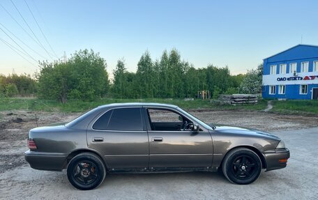 Toyota Camry V30, 1994 год, 320 000 рублей, 2 фотография
