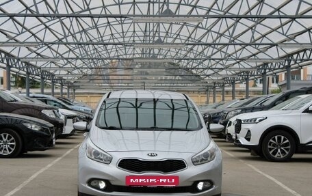 KIA cee'd III, 2012 год, 1 040 000 рублей, 2 фотография