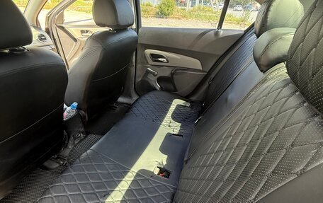 Chevrolet Cruze II, 2011 год, 610 000 рублей, 6 фотография
