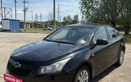 Chevrolet Cruze II, 2011 год, 610 000 рублей, 2 фотография