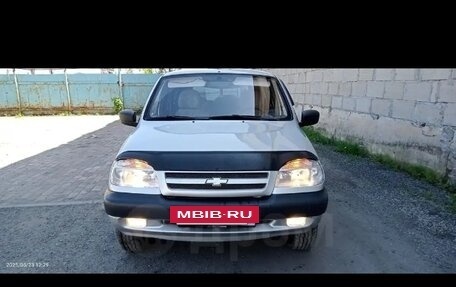 Chevrolet Niva I рестайлинг, 2004 год, 370 000 рублей, 9 фотография