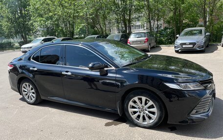 Toyota Camry, 2018 год, 2 500 000 рублей, 4 фотография