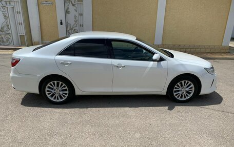 Toyota Camry, 2015 год, 1 730 000 рублей, 12 фотография