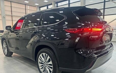 Toyota Highlander, 2024 год, 6 299 000 рублей, 6 фотография