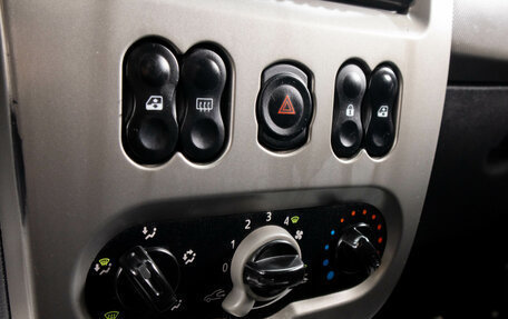 Renault Sandero I, 2012 год, 499 000 рублей, 17 фотография