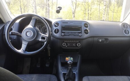 Volkswagen Tiguan I, 2011 год, 840 000 рублей, 8 фотография
