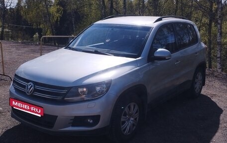 Volkswagen Tiguan I, 2011 год, 840 000 рублей, 2 фотография